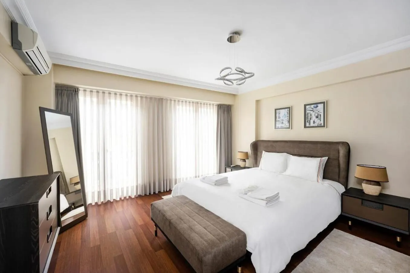 Lovely Bright Central Modern 1Bed1Bath! #159 Istanbul Apartment